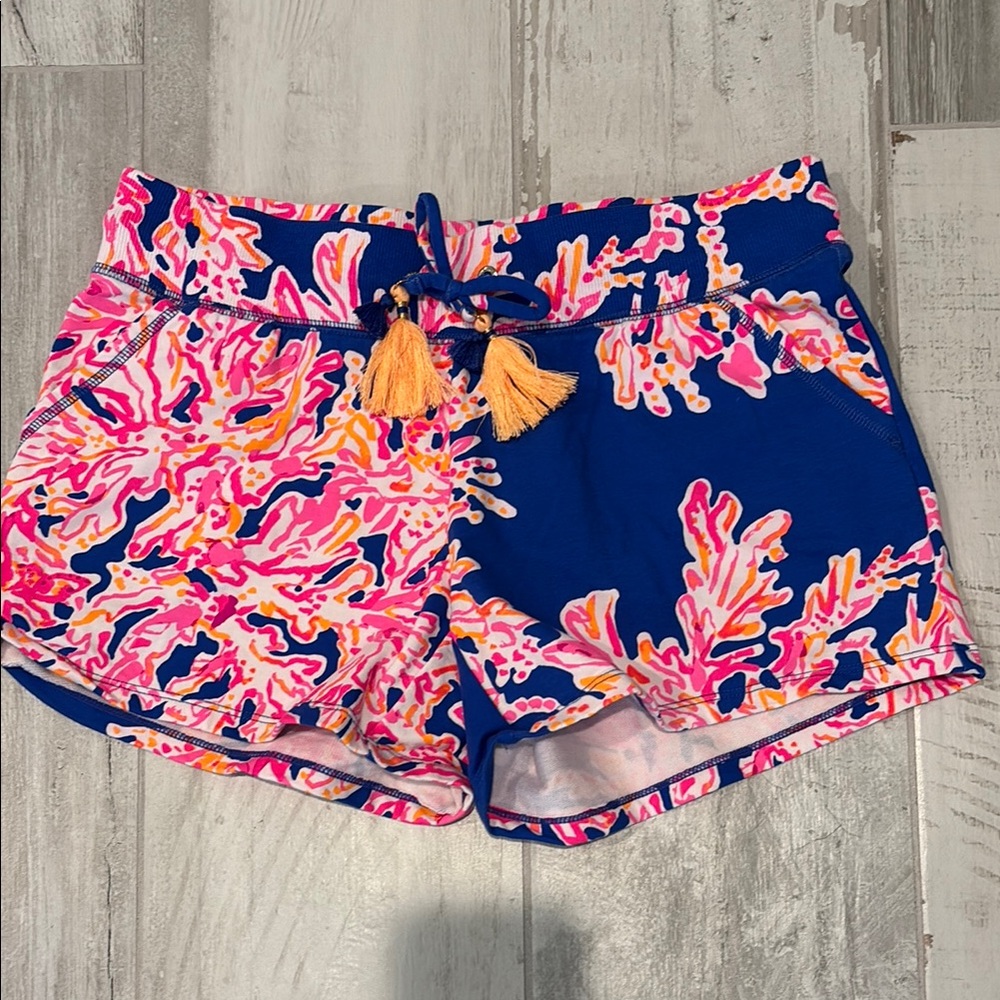 Lilly Pulitzer size small like new Vibrant Blue and Pink Women's Shorts
